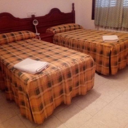 Hostal Restaurante San Millan Orihuela del Tremedal Buitenkant foto
